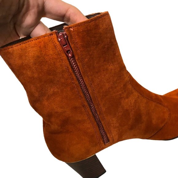 SOLD Vintage 60s Retro Burnt Orange Suede Leather Square Toe Chunky Heel Boots - Picture 9 of 12